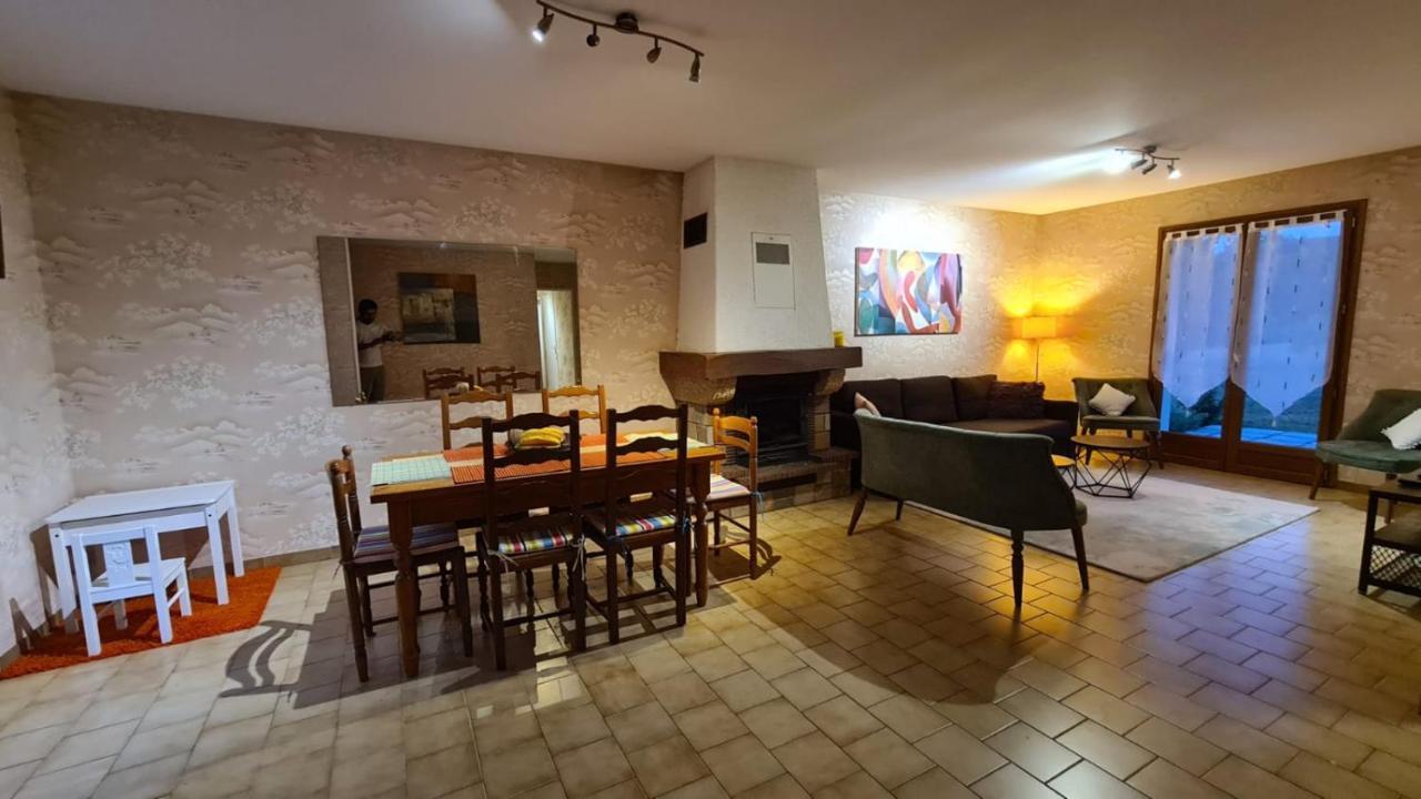 Maison Chaleureuse Avec Charme D'Ancien Jablines Luaran gambar