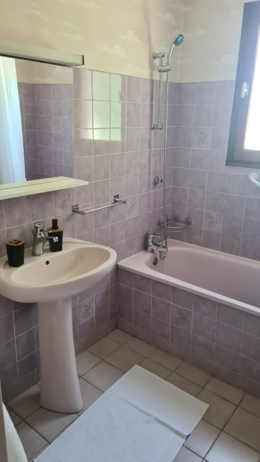 Maison Chaleureuse Avec Charme D'Ancien Jablines Luaran gambar